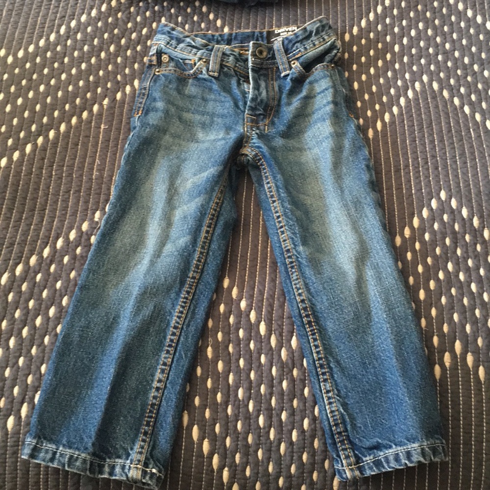 Buffalo by David button driven size3t jeans